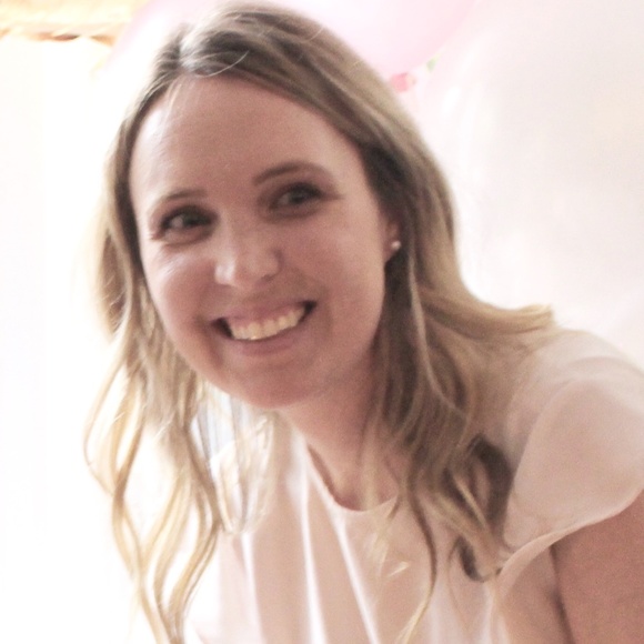 Meet your Posher, Natasha - Picture 1 of 1